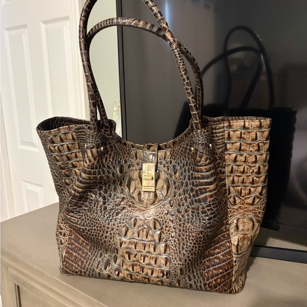 Brahmin Mallory Tote ❤️
